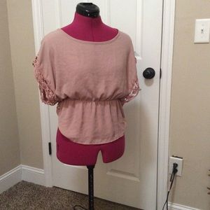 Mauve Blouse 🏮🏮BUNDLE 2/$5🏮🏮